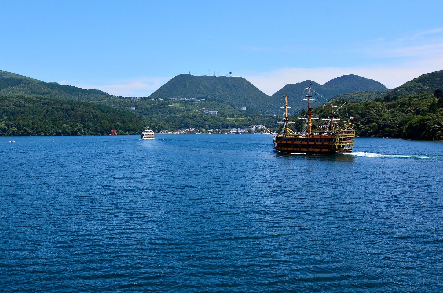 Lake Ashi