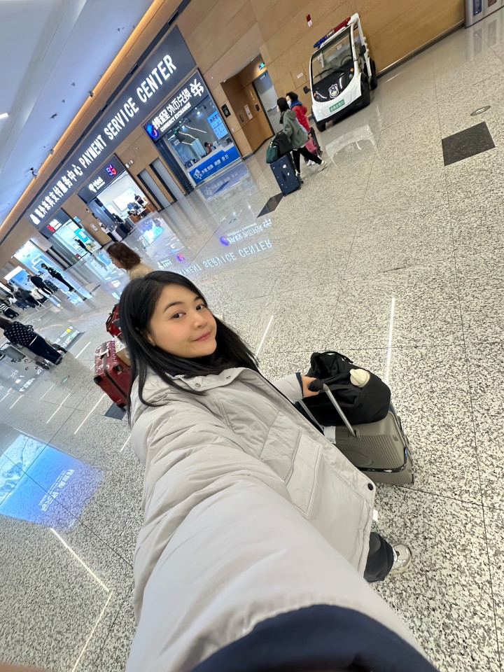 ถึงสนามบินเฉงตูเทียนฟู่แล้ว เวลาจีนเร็วกว่าไทย 1 ชม.