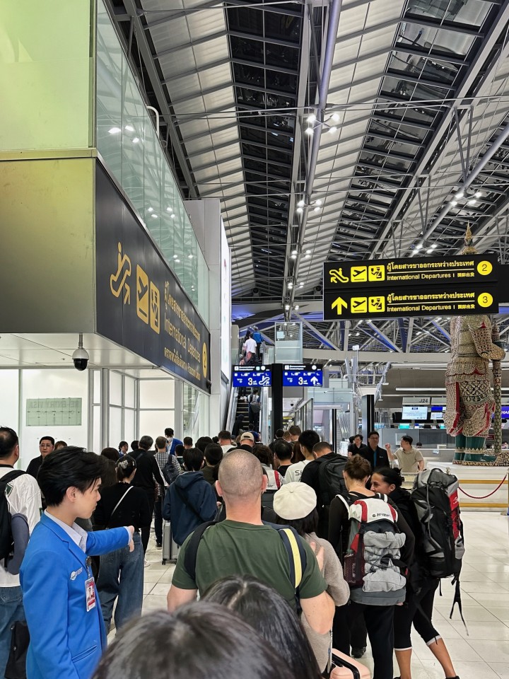 พร้อมรวมตัวกันที่สนามบินสุวรรณภูมิฯ